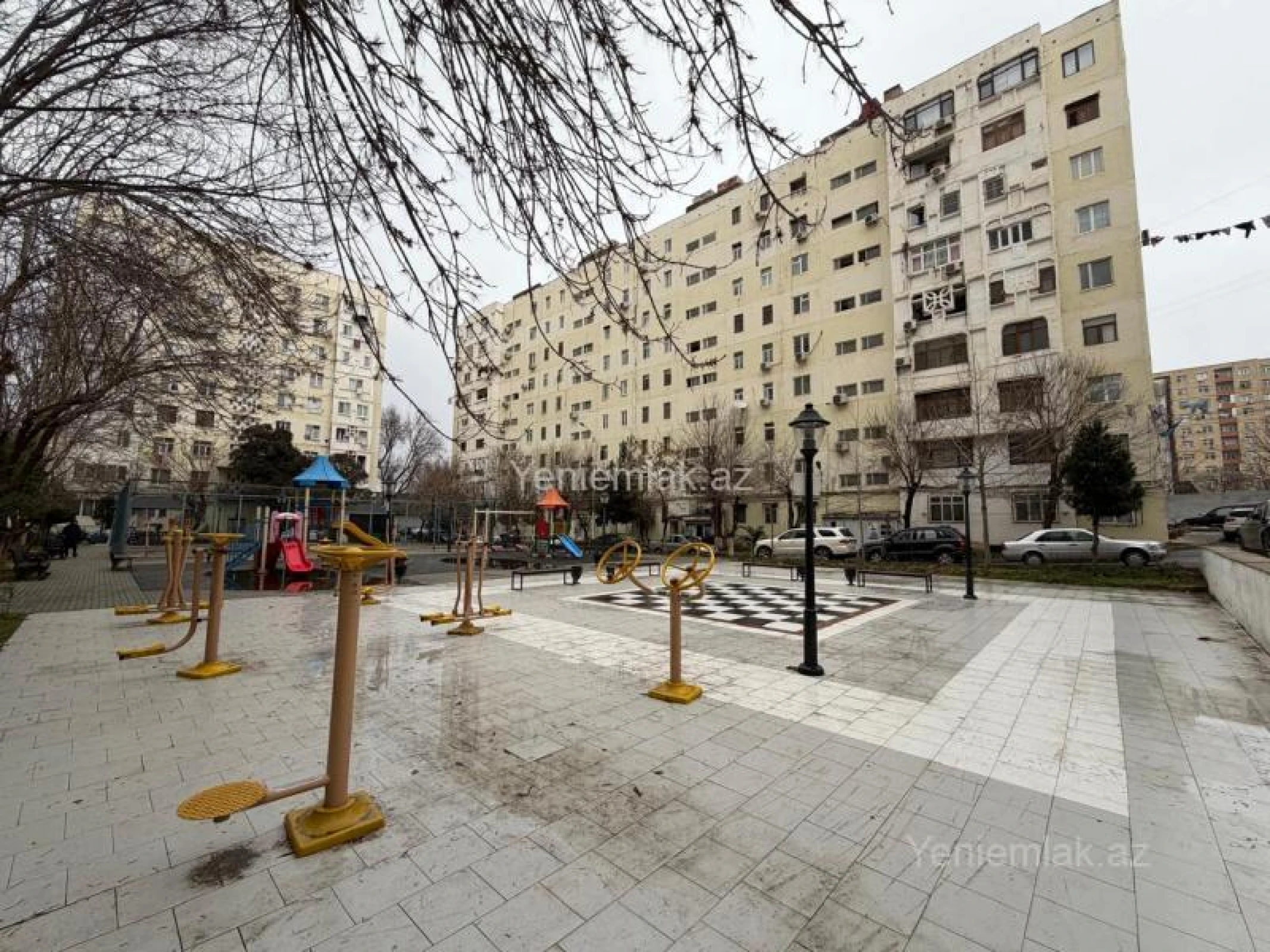 Satılır 2 otaqlı köhnə tikili 60 m²