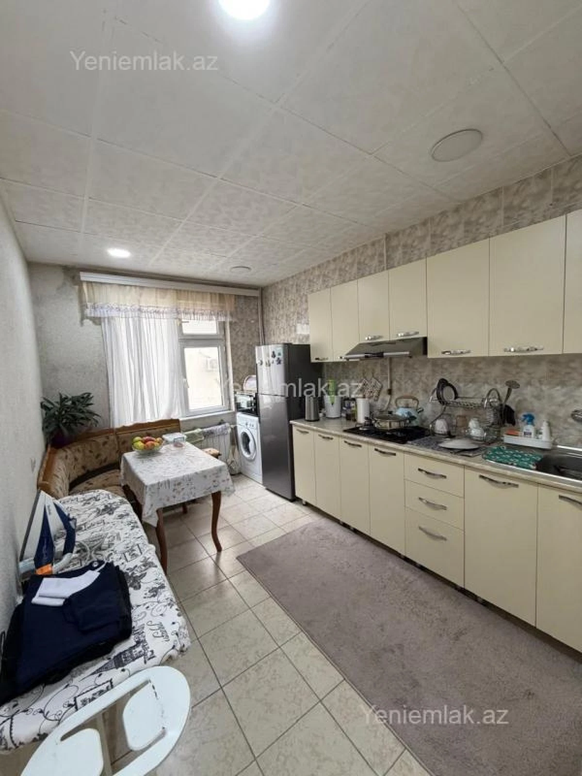 Satılır 2 otaqlı köhnə tikili 60 m²