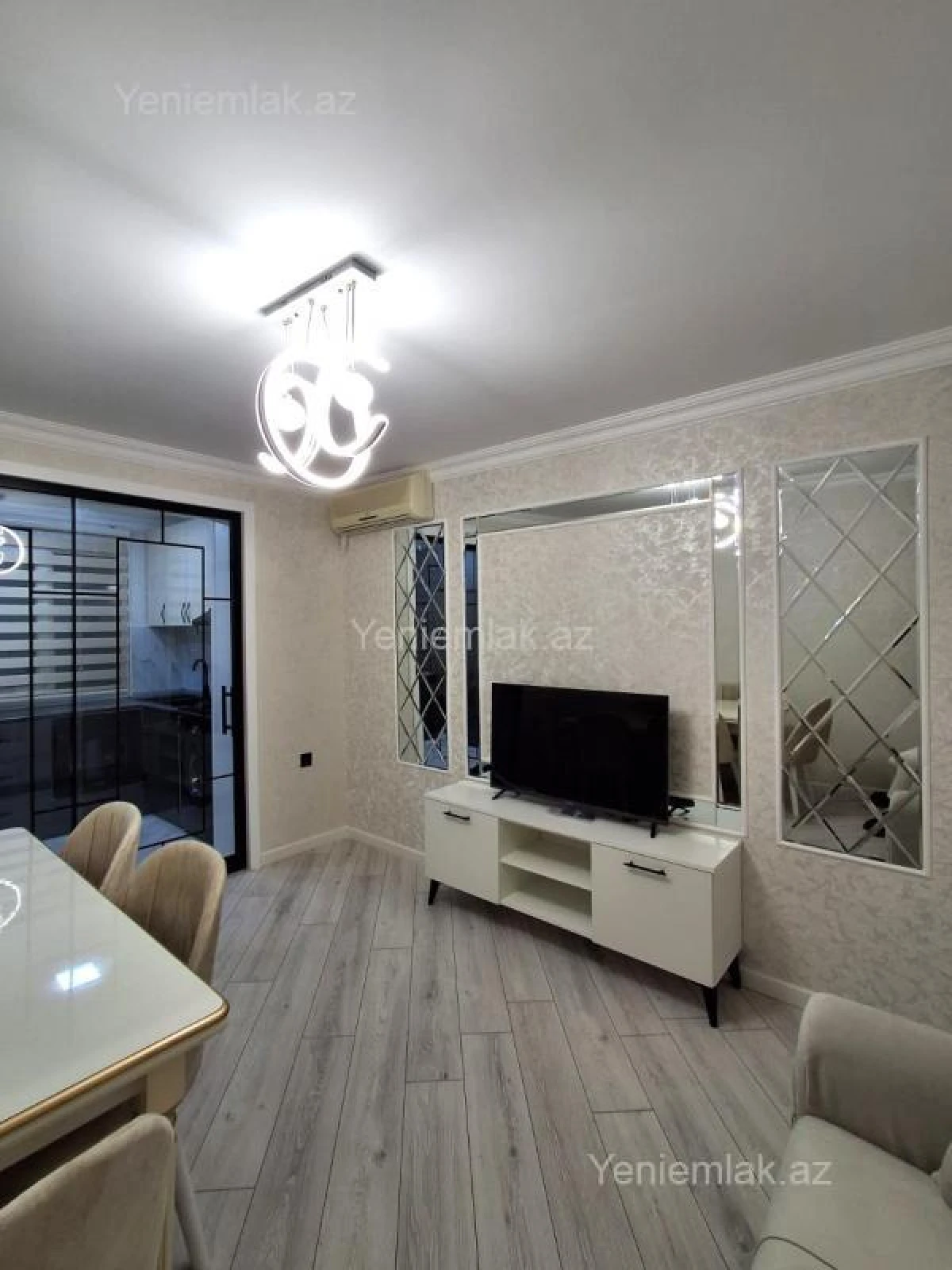 Satılır 3 otaqlı köhnə tikili 62 m²