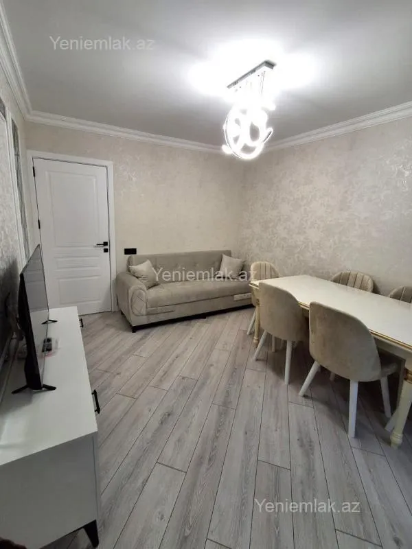 Satılır 3 otaqlı köhnə tikili 62 m²
