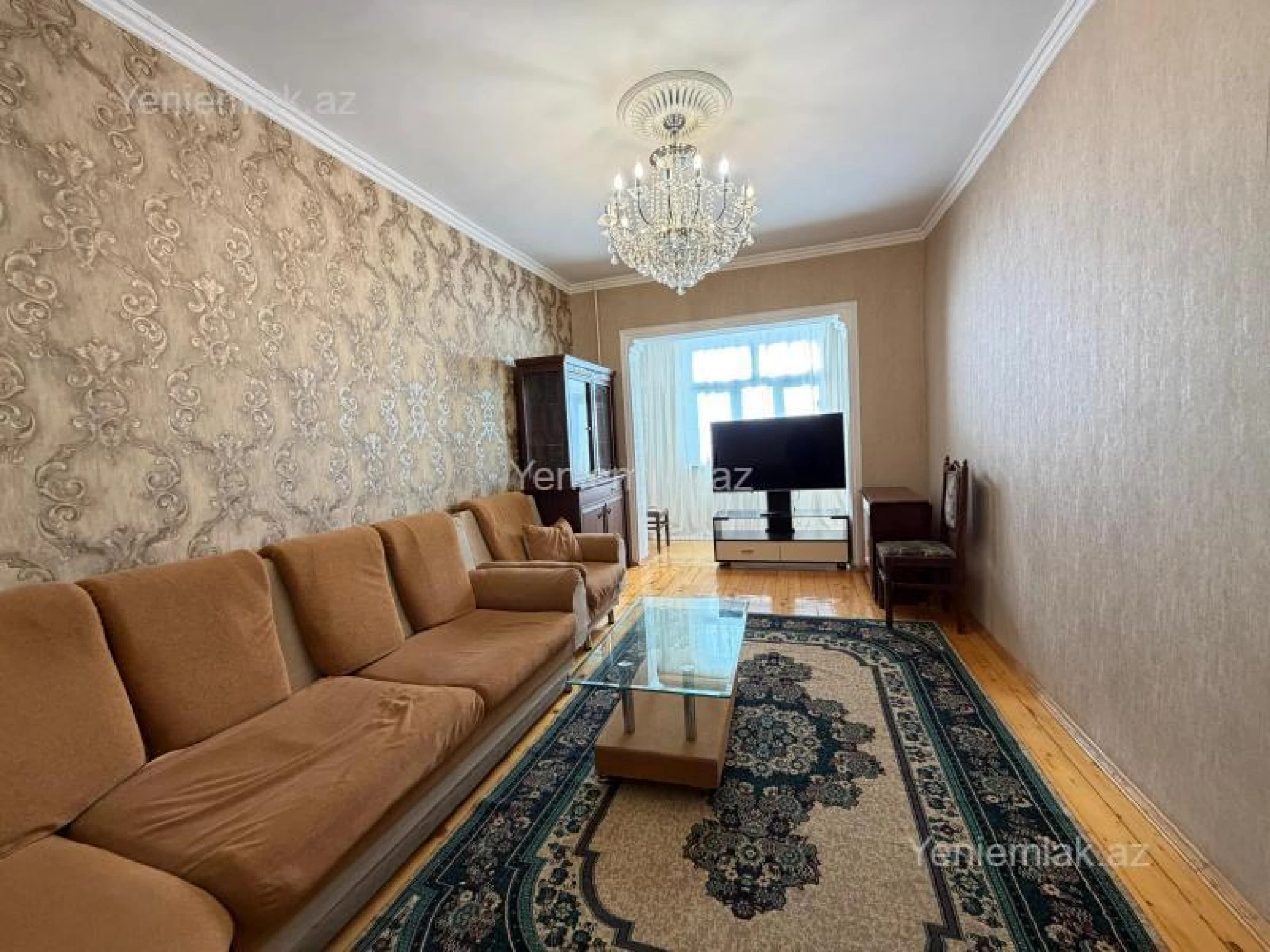 Satılır 4 otaqlı köhnə tikili 105 m²