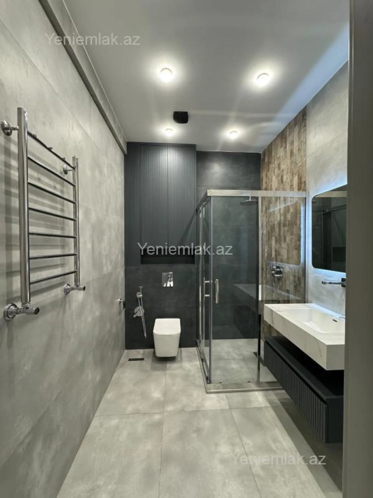Satılır 2 otaqlı köhnə tikili 68 m²