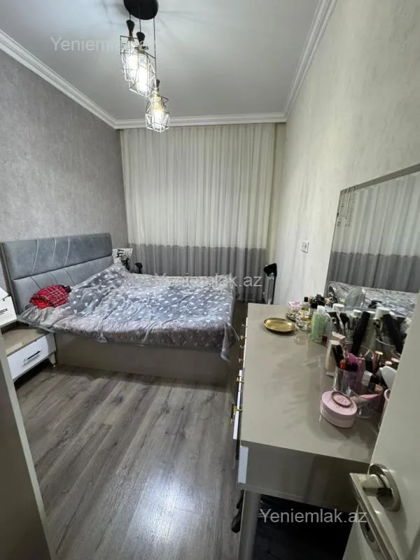 Satılır 2 otaqlı yeni tikili 50 m²