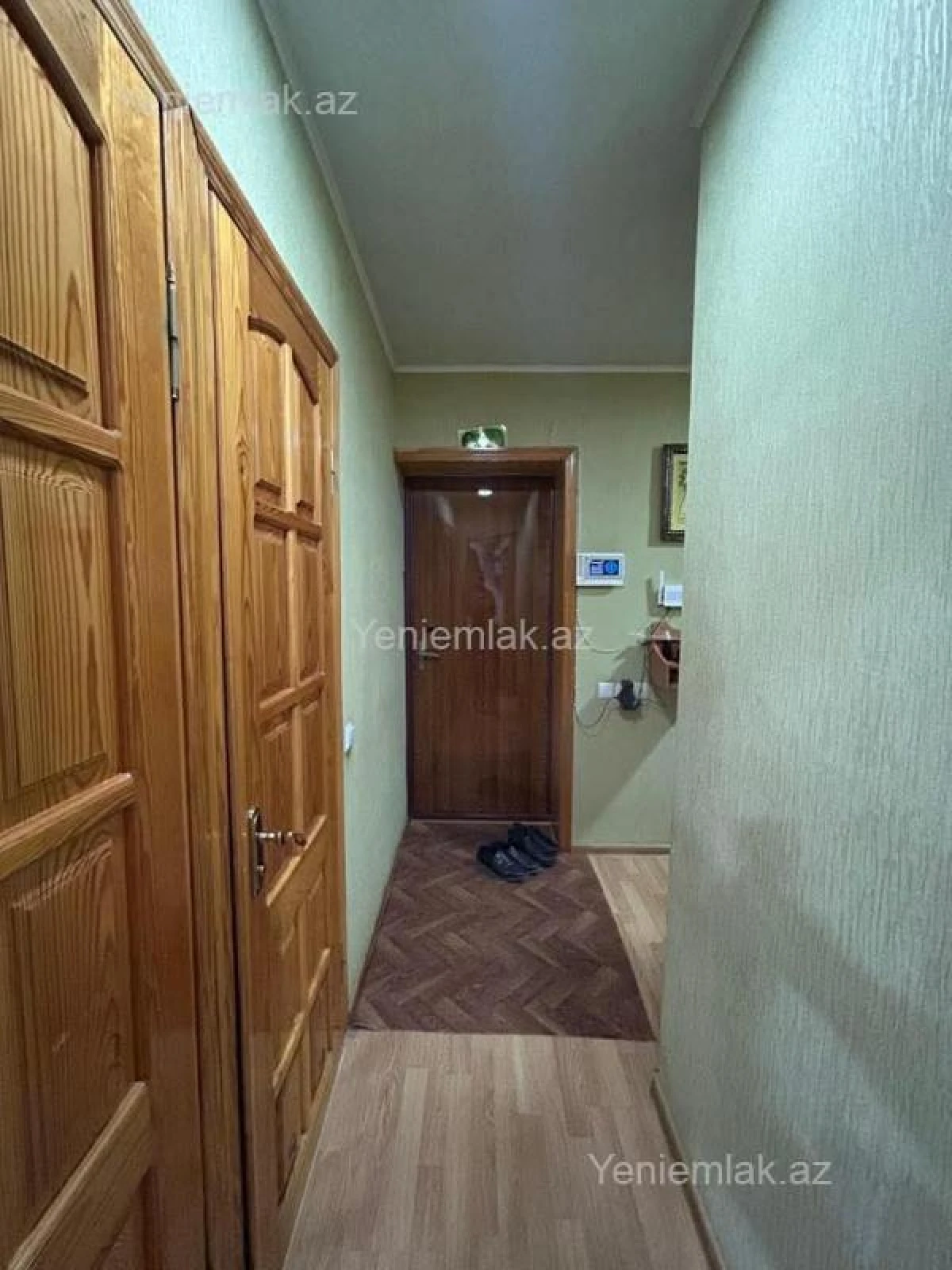 Satılır 4 otaqlı köhnə tikili 100 m²