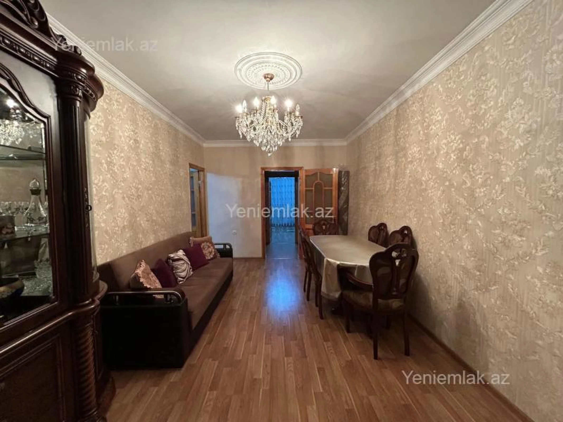 Satılır 4 otaqlı köhnə tikili 100 m²