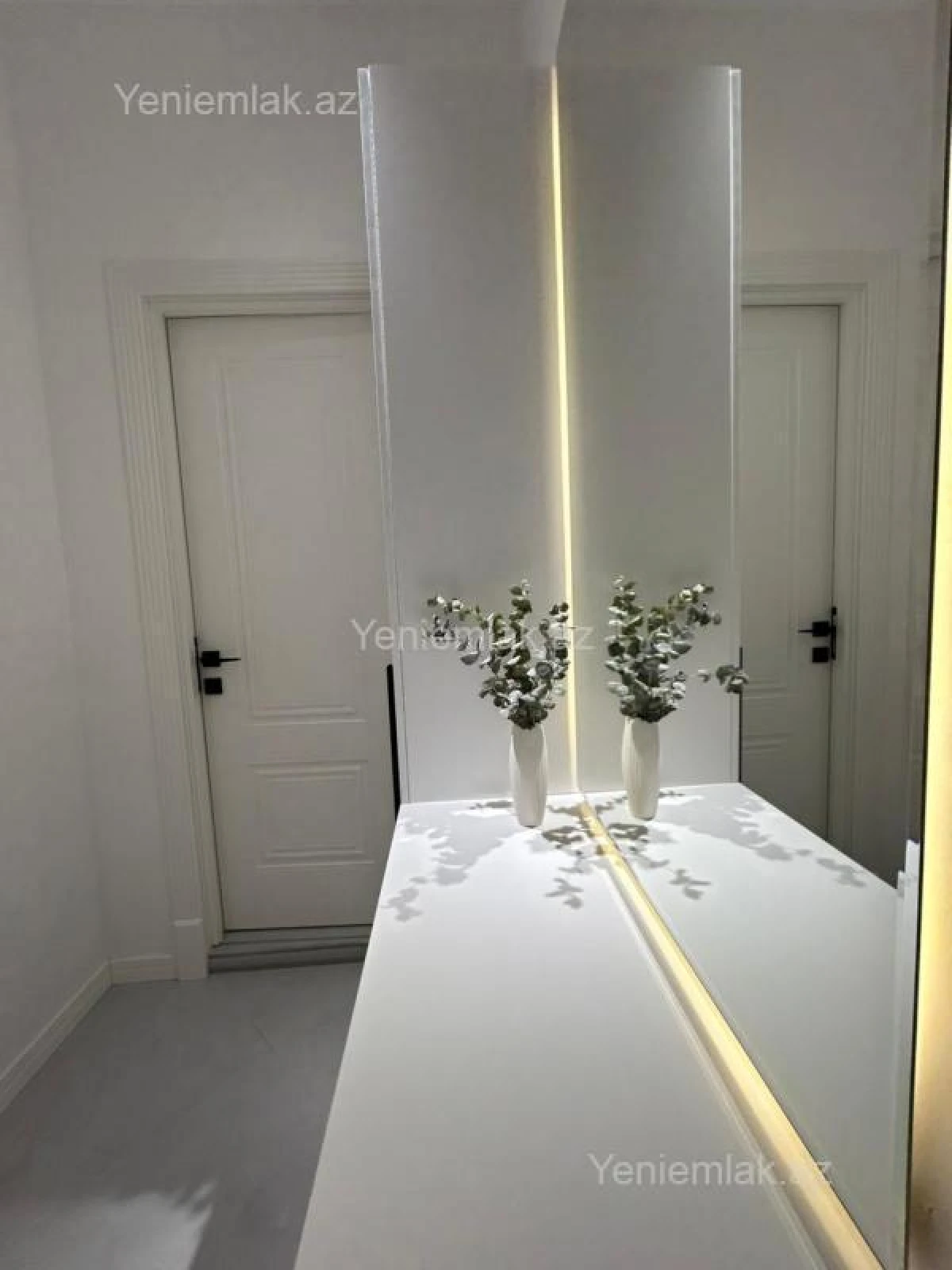 Satılır 2 otaqlı yeni tikili 69.8 m²