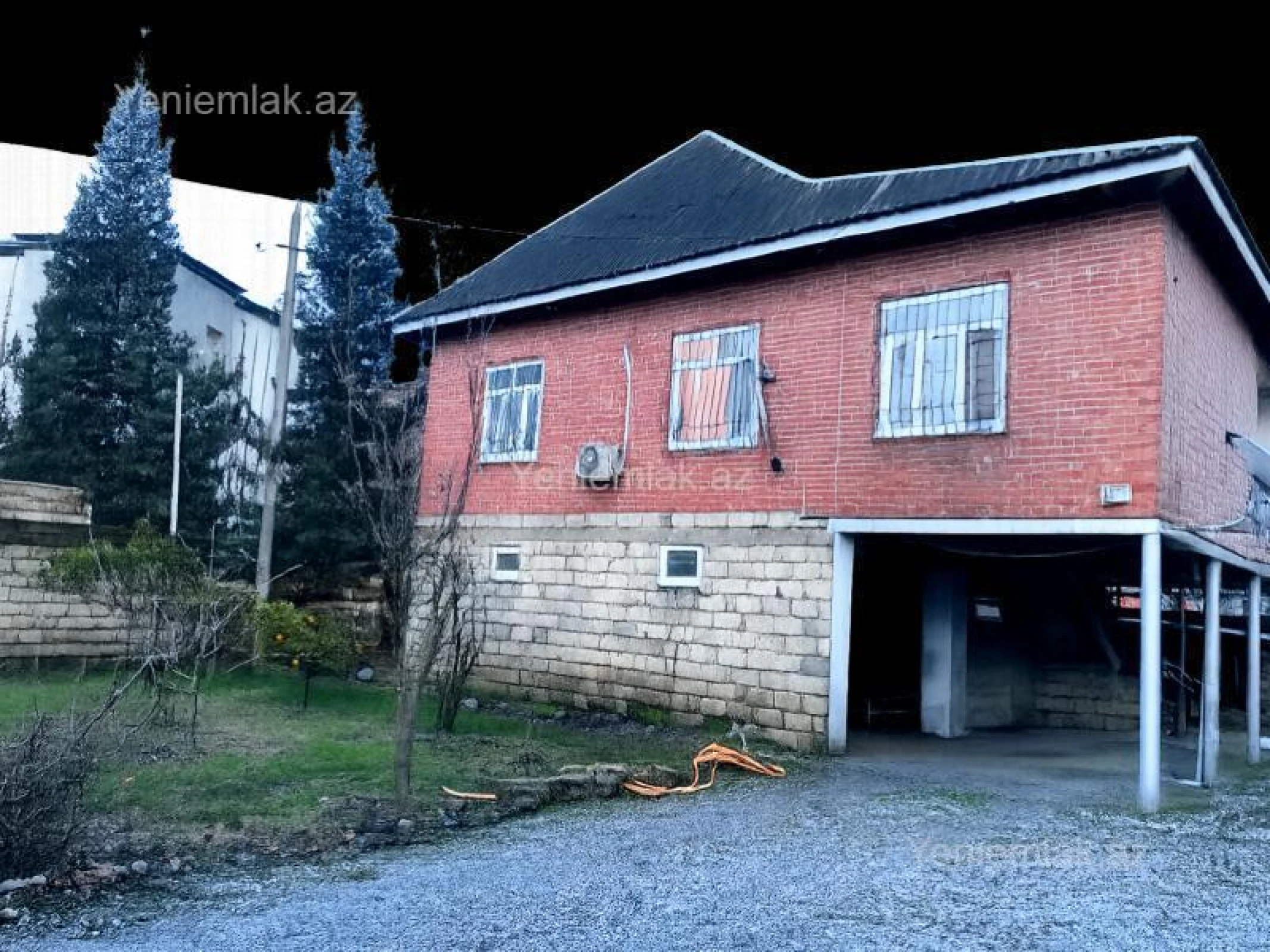 Satılır 4 otaqlı həyət evi 92 m²