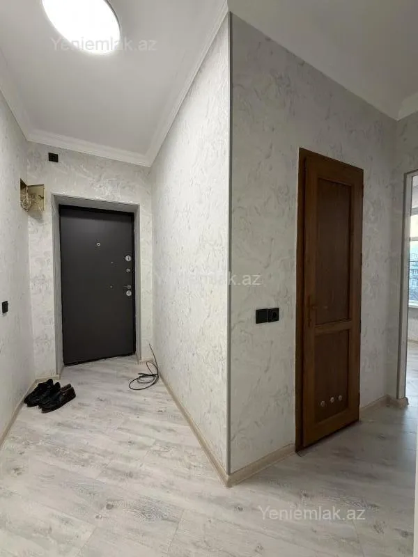 Satılır 2 otaqlı köhnə tikili 55 m²