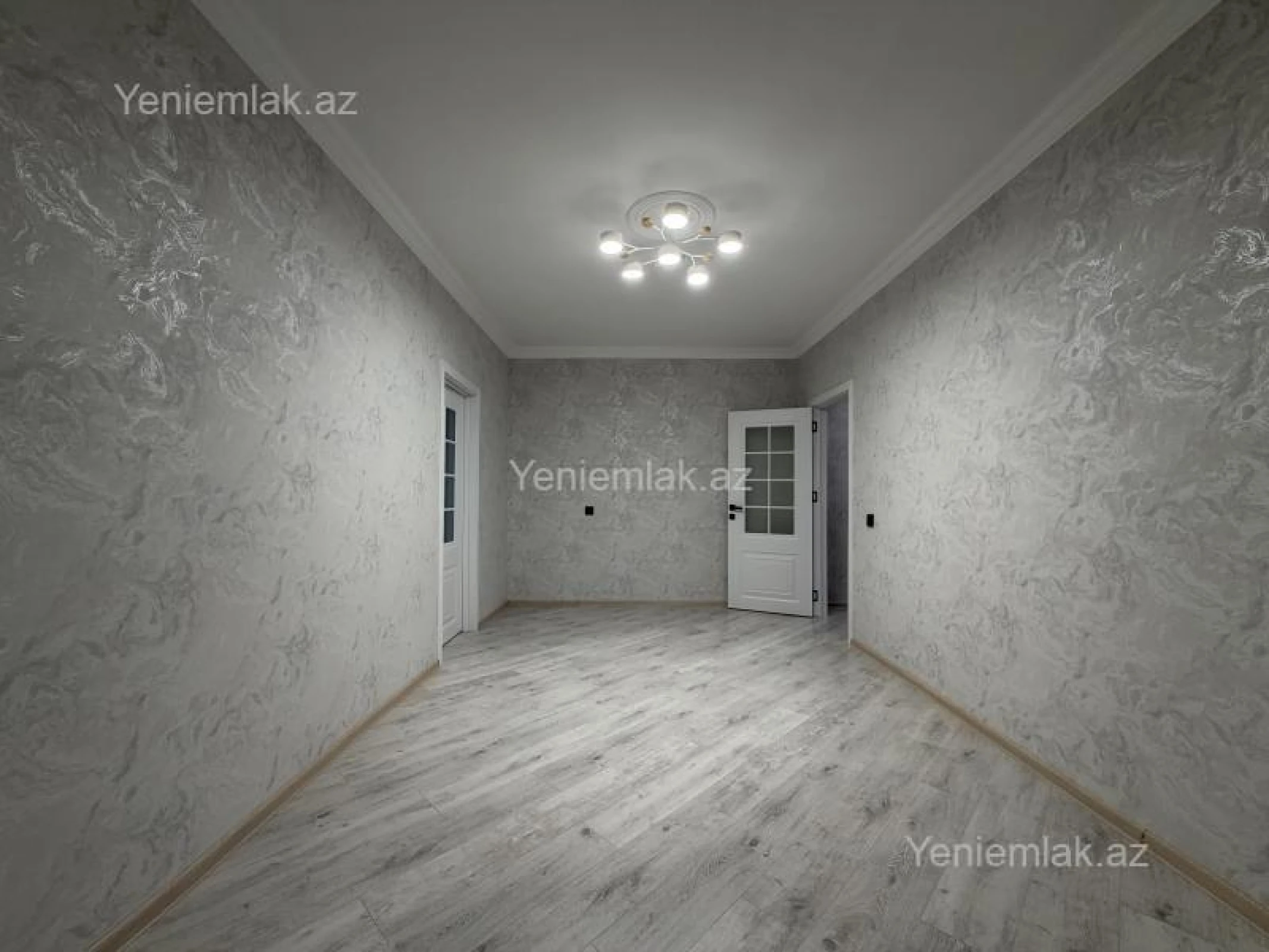 Satılır 2 otaqlı köhnə tikili 55 m²