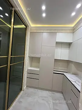 Satılır 2 otaqlı yeni tikili 72 m²