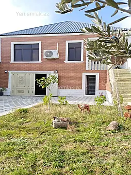 Satılır 4 otaqlı həyət evi 100 m²