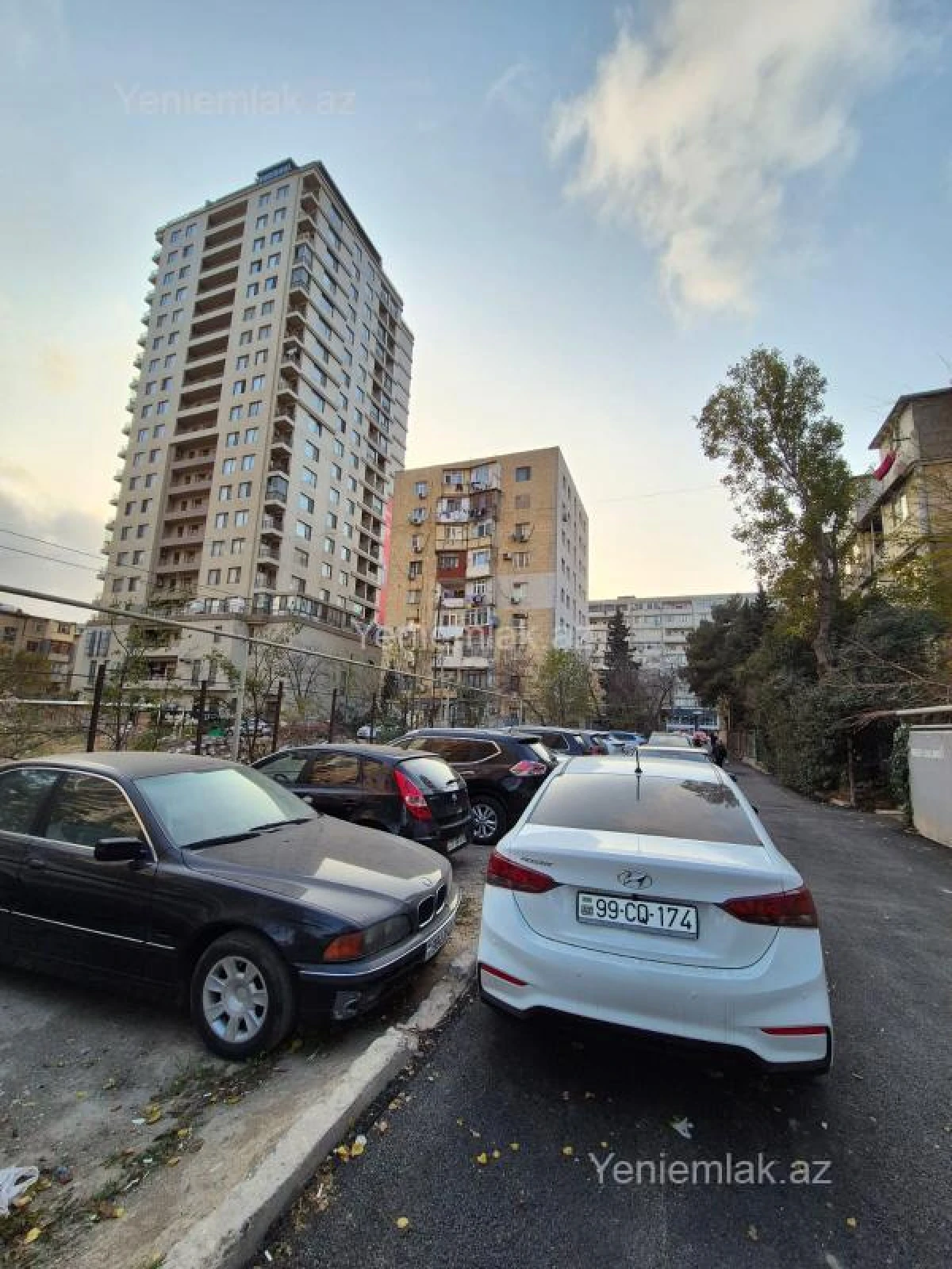 Satılır 2 otaqlı köhnə tikili 73 m²