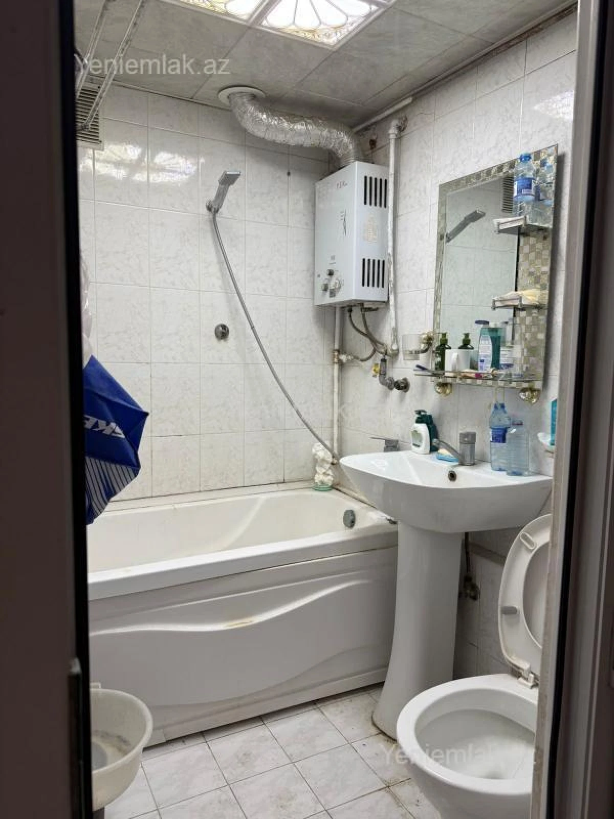 Satılır 2 otaqlı köhnə tikili 45 m²