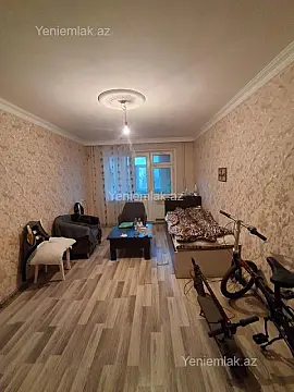 Satılır 2 otaqlı köhnə tikili 45 m²