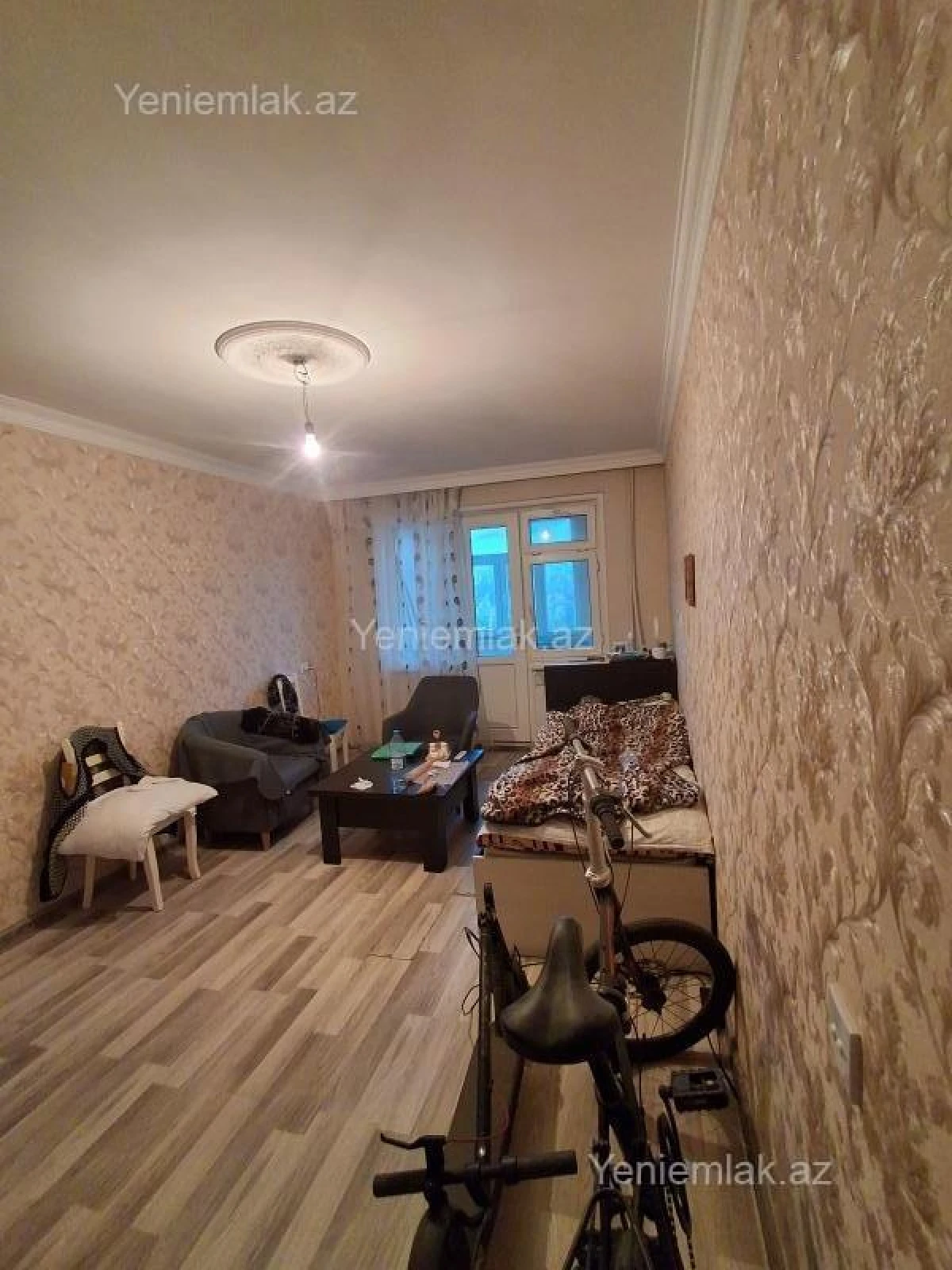 Satılır 2 otaqlı köhnə tikili 45 m²