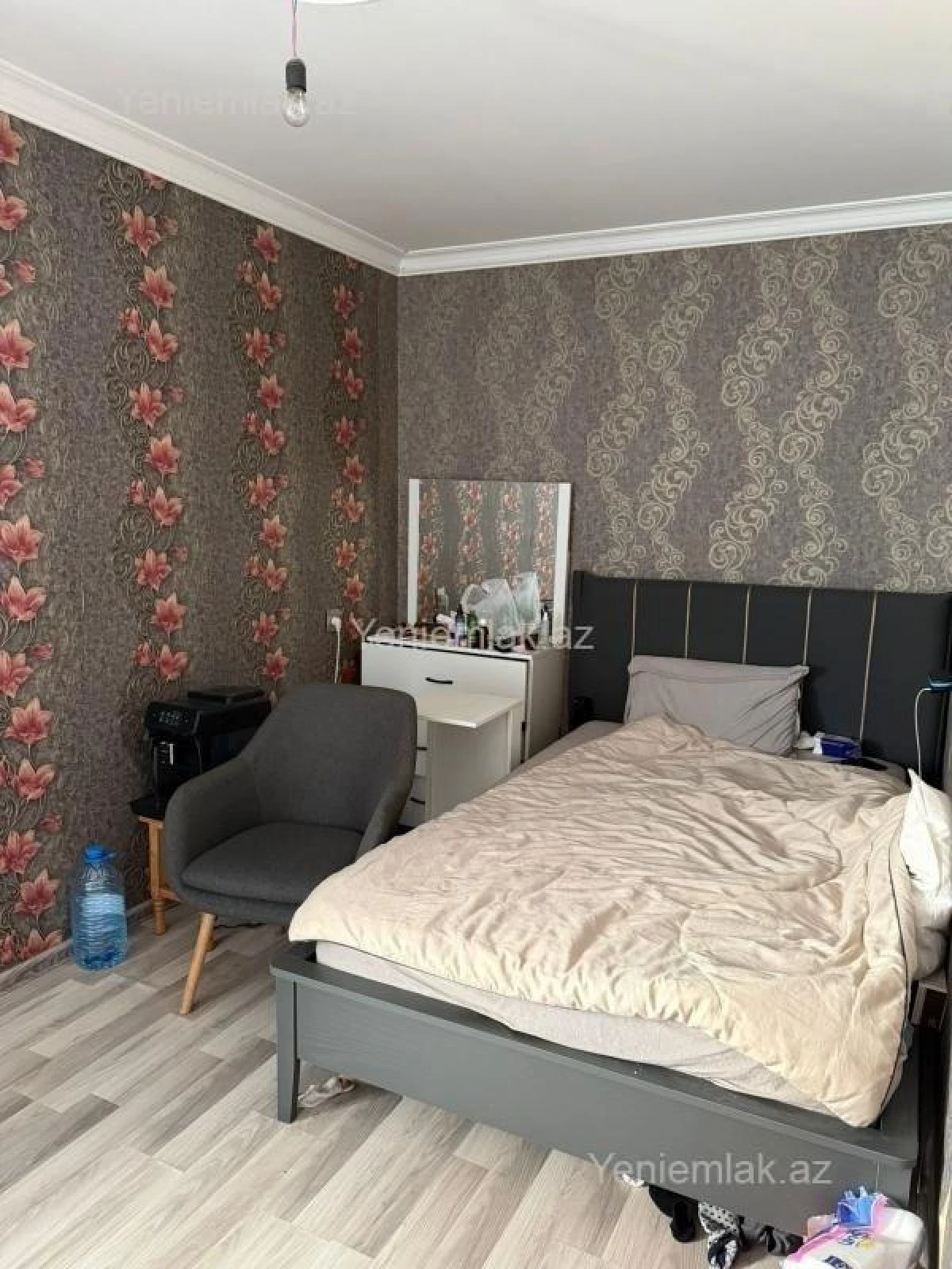 Satılır 2 otaqlı köhnə tikili 45 m²