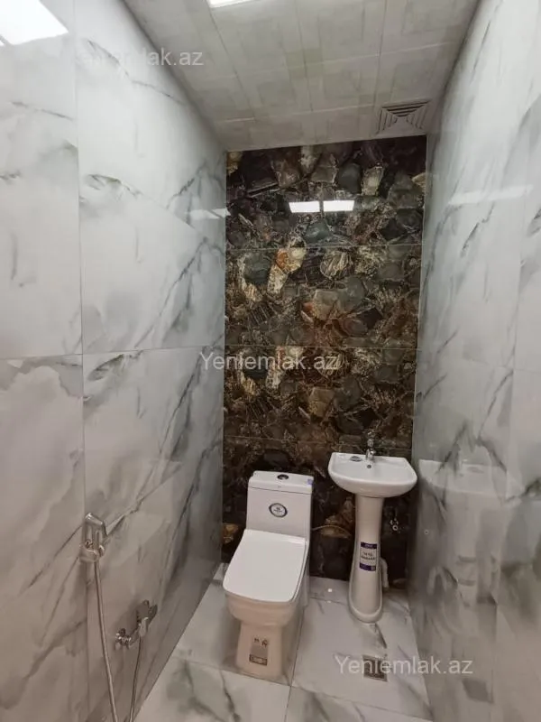 Satılır 2 otaqlı yeni tikili 95 m²