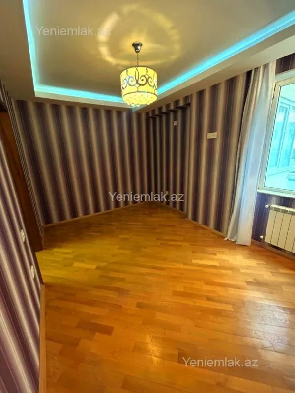 Satılır 3 otaqlı yeni tikili 85 m²