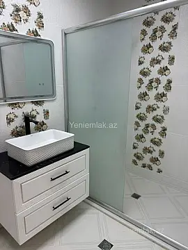 Satılır 2 otaqlı yeni tikili 64 m²