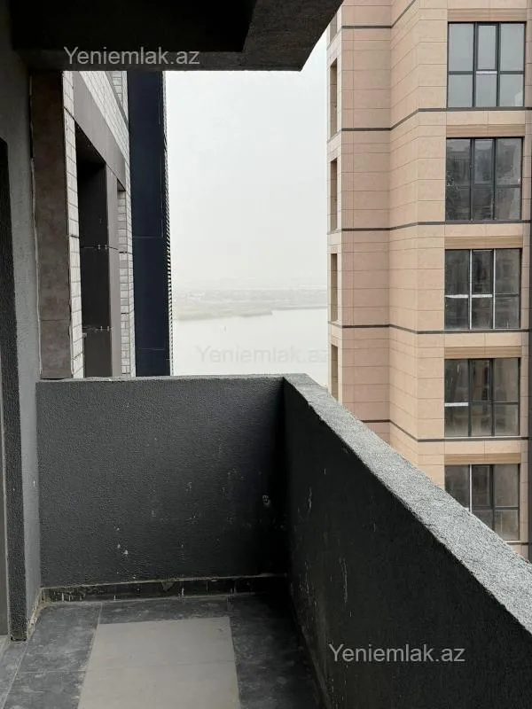 Satılır 4 otaqlı yeni tikili 127 m²