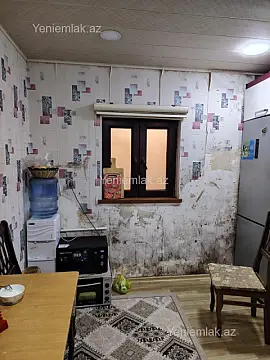 Satılır 4 otaqlı həyət evi 100 m²