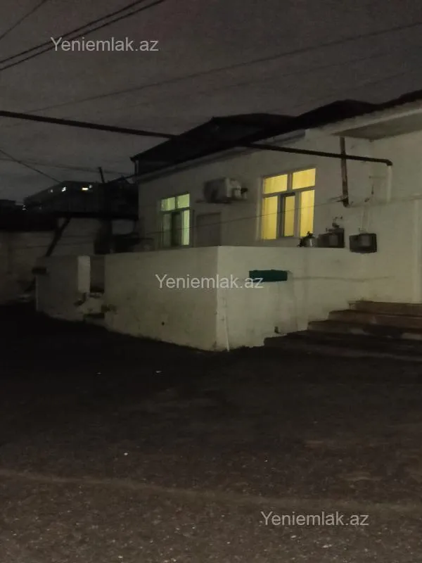 Satılır 4 otaqlı həyət evi 100 m²