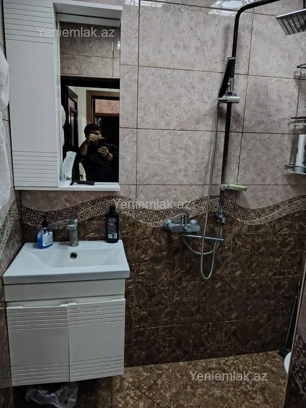 Satılır 4 otaqlı həyət evi 100 m²