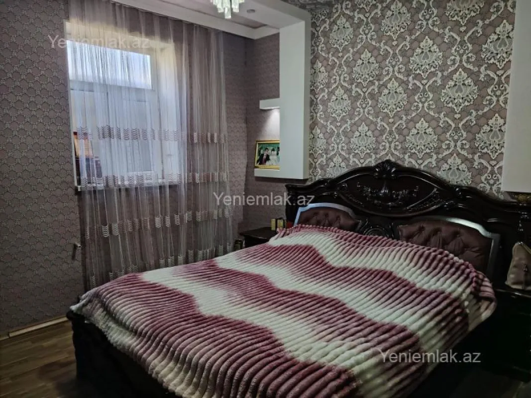 Satılır 4 otaqlı həyət evi 100 m²