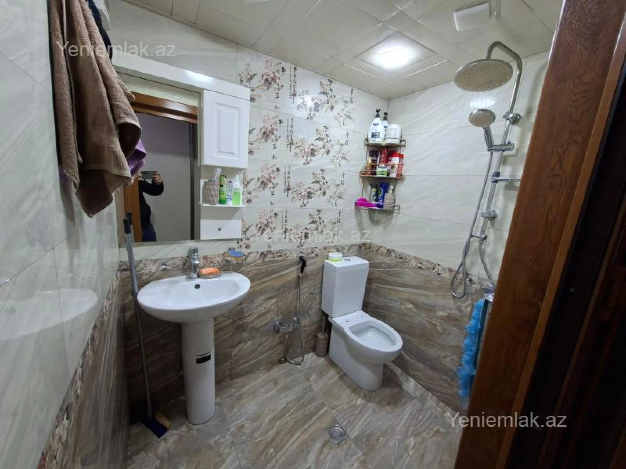 Satılır 3 otaqlı yeni tikili 73.5 m²