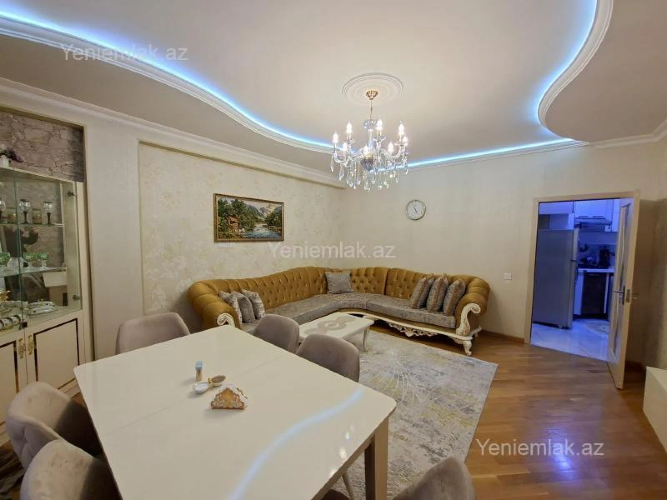 Satılır 3 otaqlı yeni tikili 73.5 m²