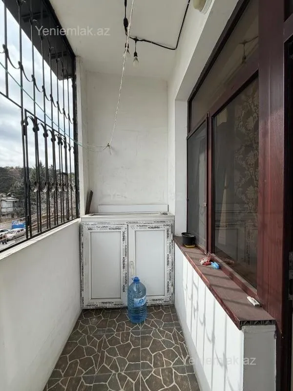 Satılır 3 otaqlı köhnə tikili 75 m²