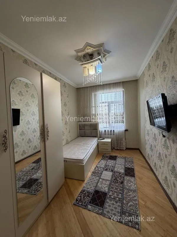 Satılır 3 otaqlı köhnə tikili 75 m²