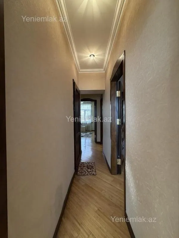 Satılır 3 otaqlı köhnə tikili 75 m²