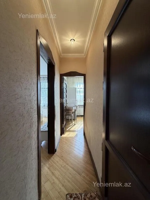 Satılır 3 otaqlı köhnə tikili 75 m²