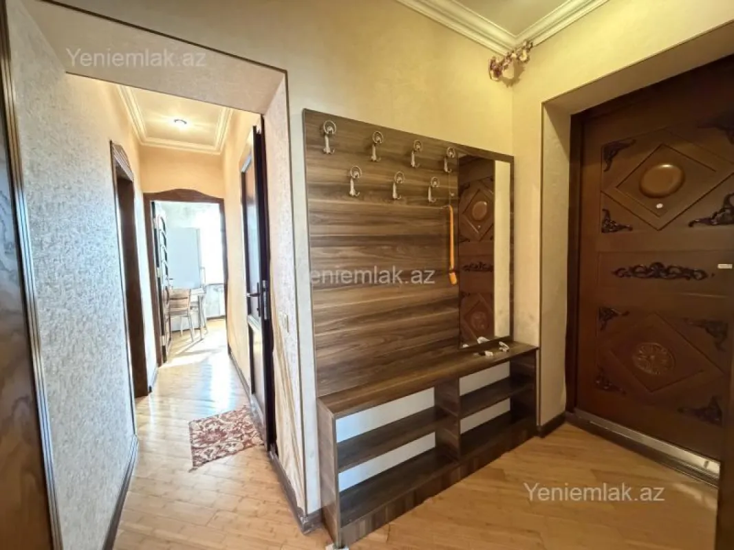 Satılır 3 otaqlı köhnə tikili 75 m²