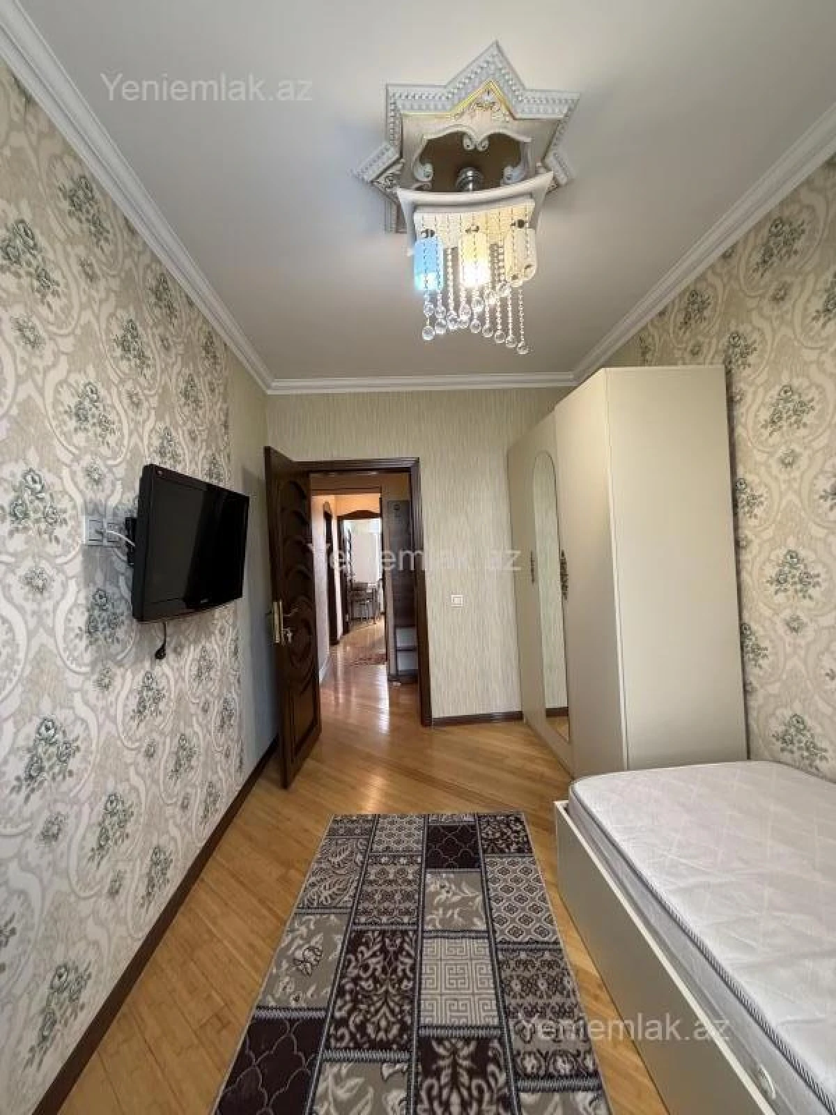 Satılır 3 otaqlı köhnə tikili 75 m²