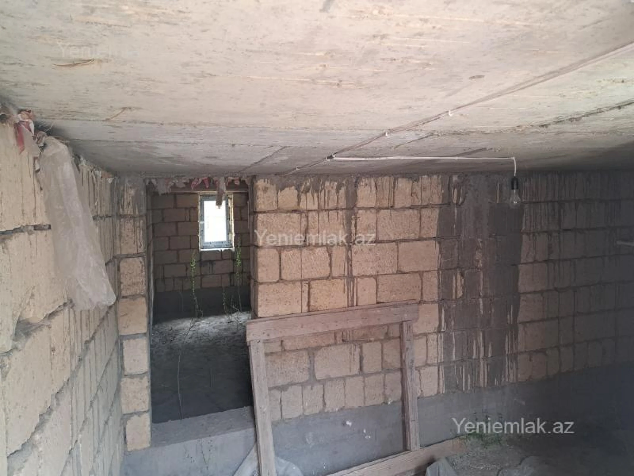 Satılır 2 otaqlı həyət evi 50 m²