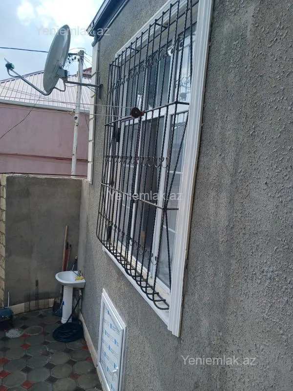 Satılır 3 otaqlı həyət evi 100 m²