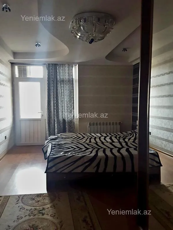 Satılır 3 otaqlı yeni tikili 90 m²