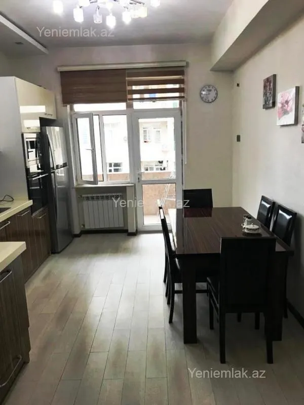 Satılır 2 otaqlı yeni tikili 92 m²