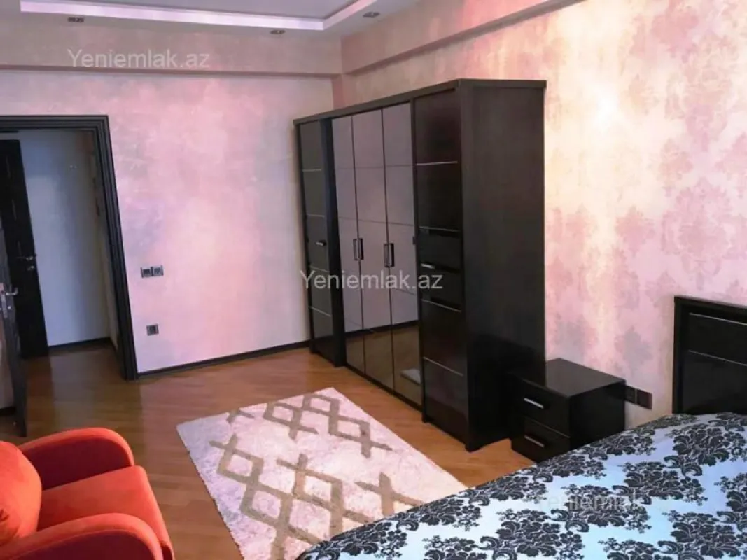 Satılır 2 otaqlı yeni tikili 92 m²