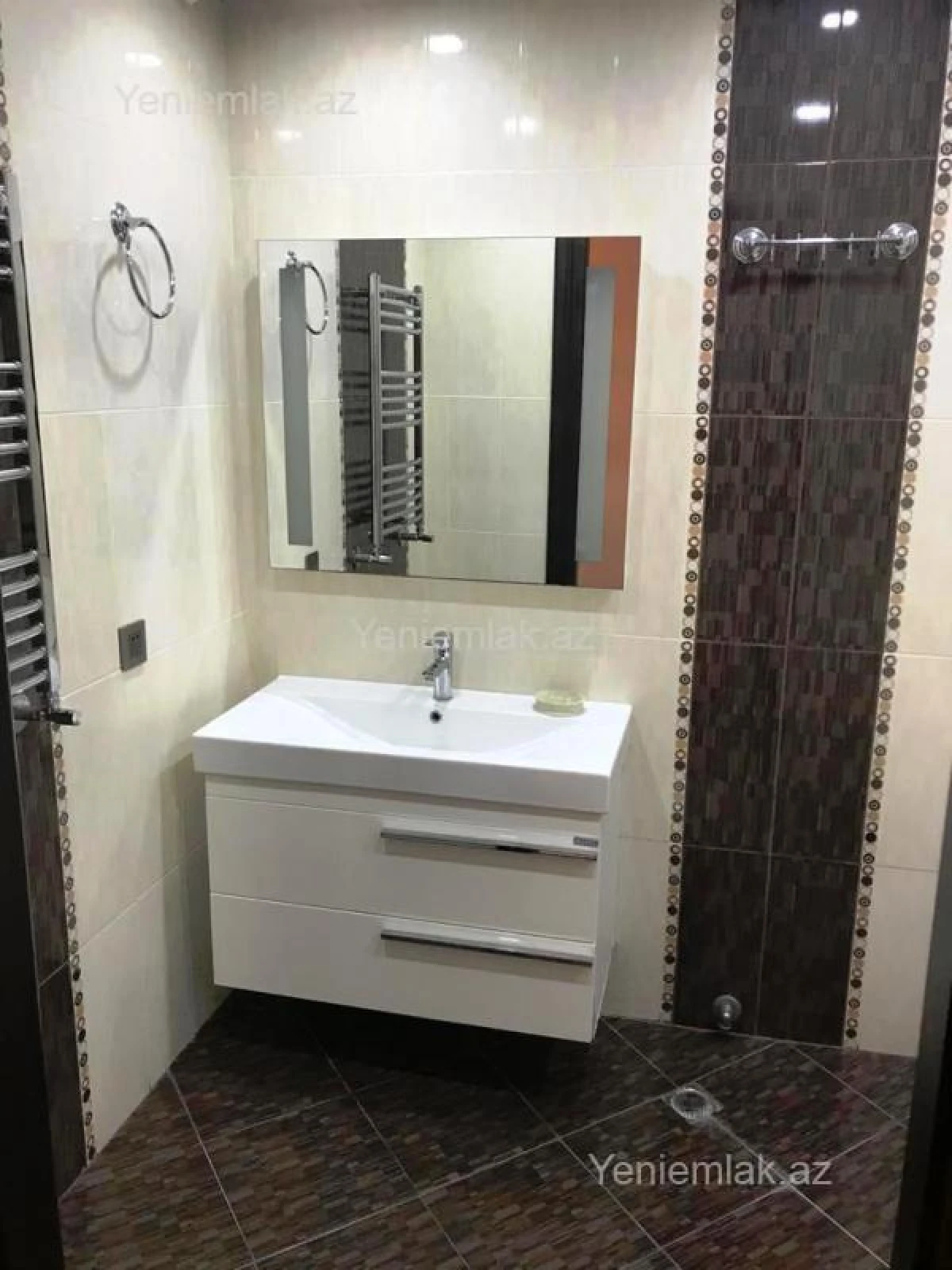 Satılır 2 otaqlı yeni tikili 92 m²