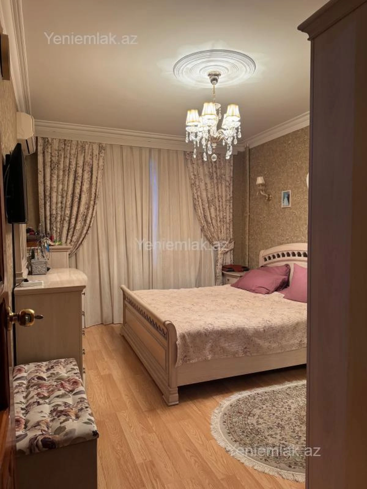 Satılır 4 otaqlı köhnə tikili 110 m²