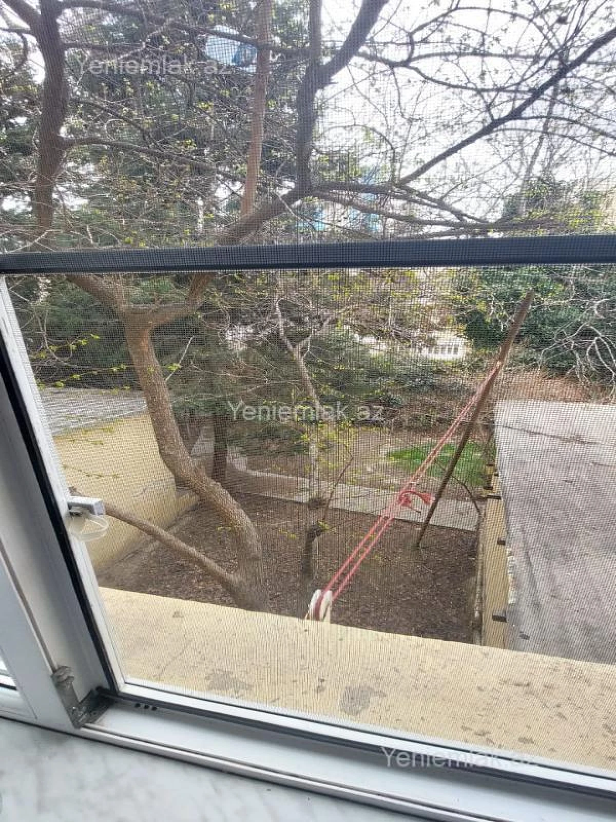 Satılır 2 otaqlı köhnə tikili 36 m²