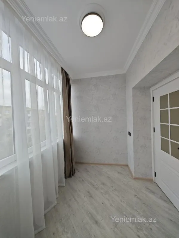 Satılır 2 otaqlı köhnə tikili 50 m²