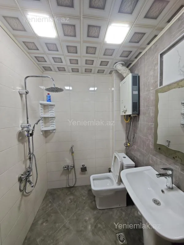 Satılır 2 otaqlı köhnə tikili 50 m²