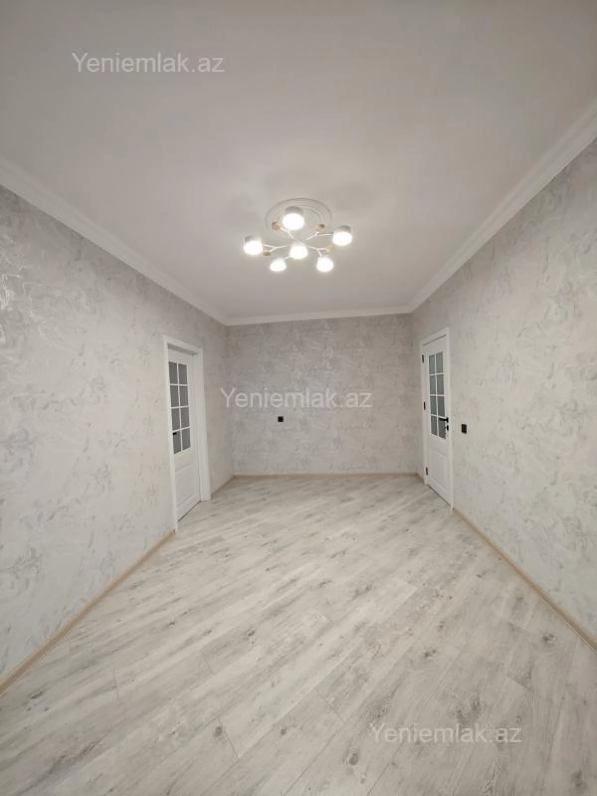 Satılır 2 otaqlı köhnə tikili 50 m²