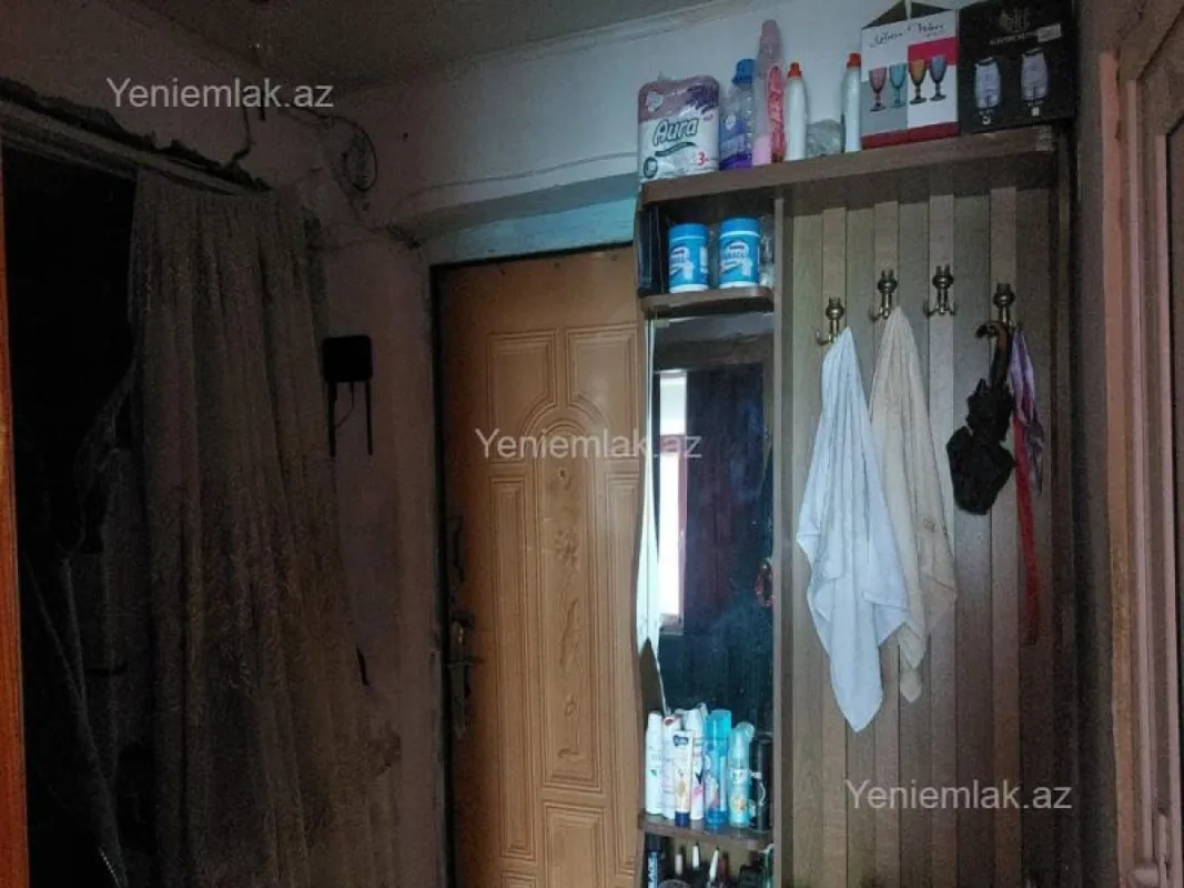 Satılır 2 otaqlı köhnə tikili 50 m²