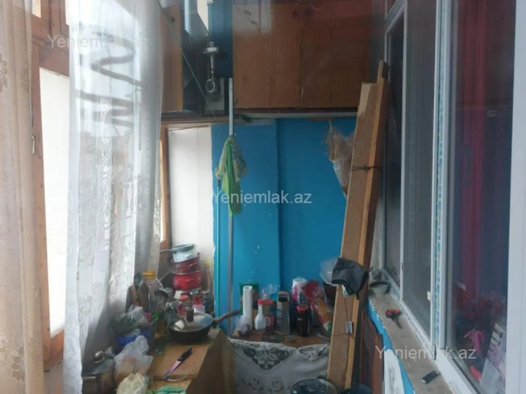 Satılır 2 otaqlı köhnə tikili 50 m²