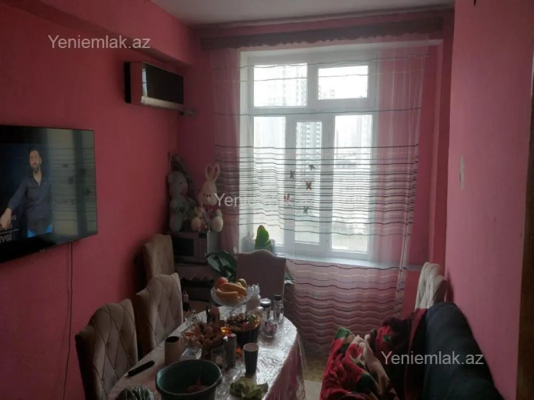 Satılır 2 otaqlı köhnə tikili 50 m²